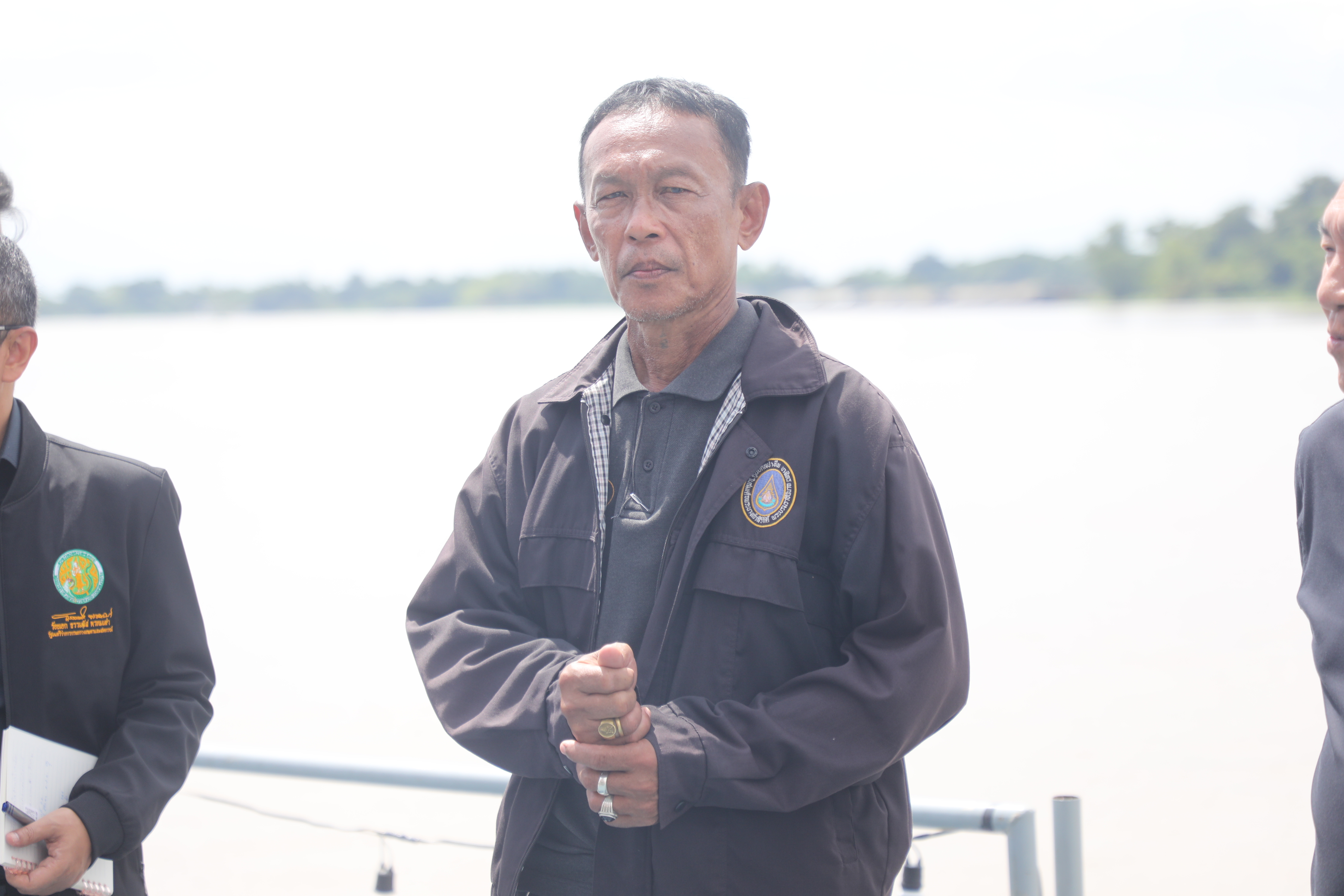 title - เลขาธิการ ส.ป.ก. นายเศรษฐเกียรติ กระจ่างวงษ์ ลงตรวจความเรียบร้อยของงาน 